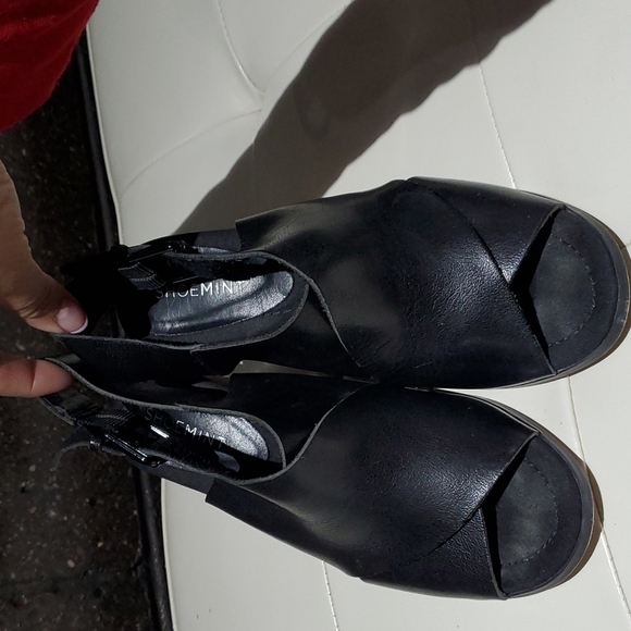 SHOEMINT BLACK LEATHER INGLESIDE CHUNKY HEEL SHOES SIZE 7.5 - Picture 7 of 10